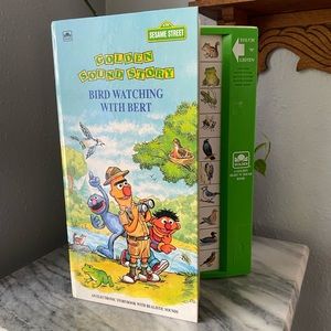 Sesame Street Bird Watching with Bert Sound Story